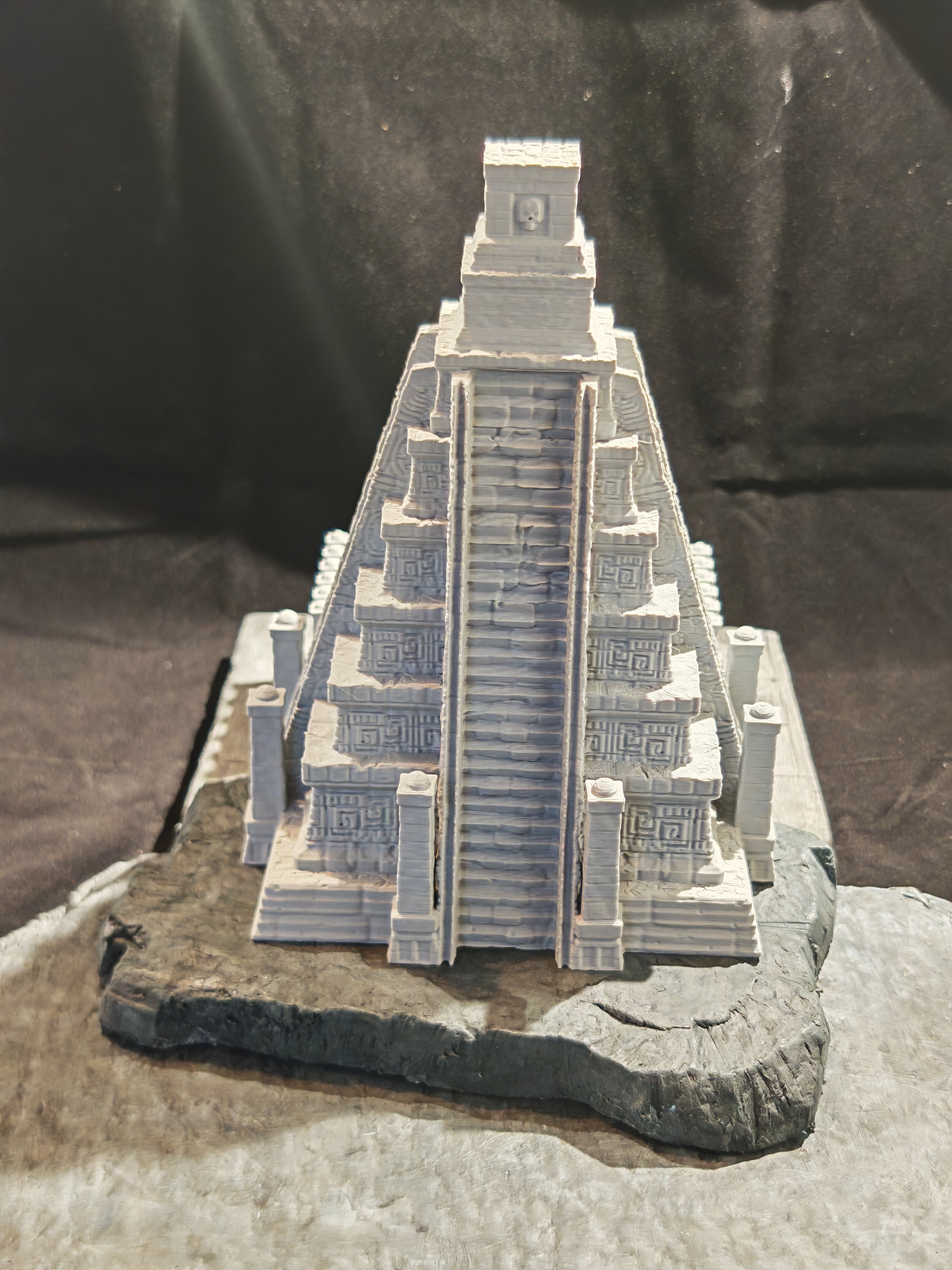 The Sacrificial Pyramid - Dice Tower