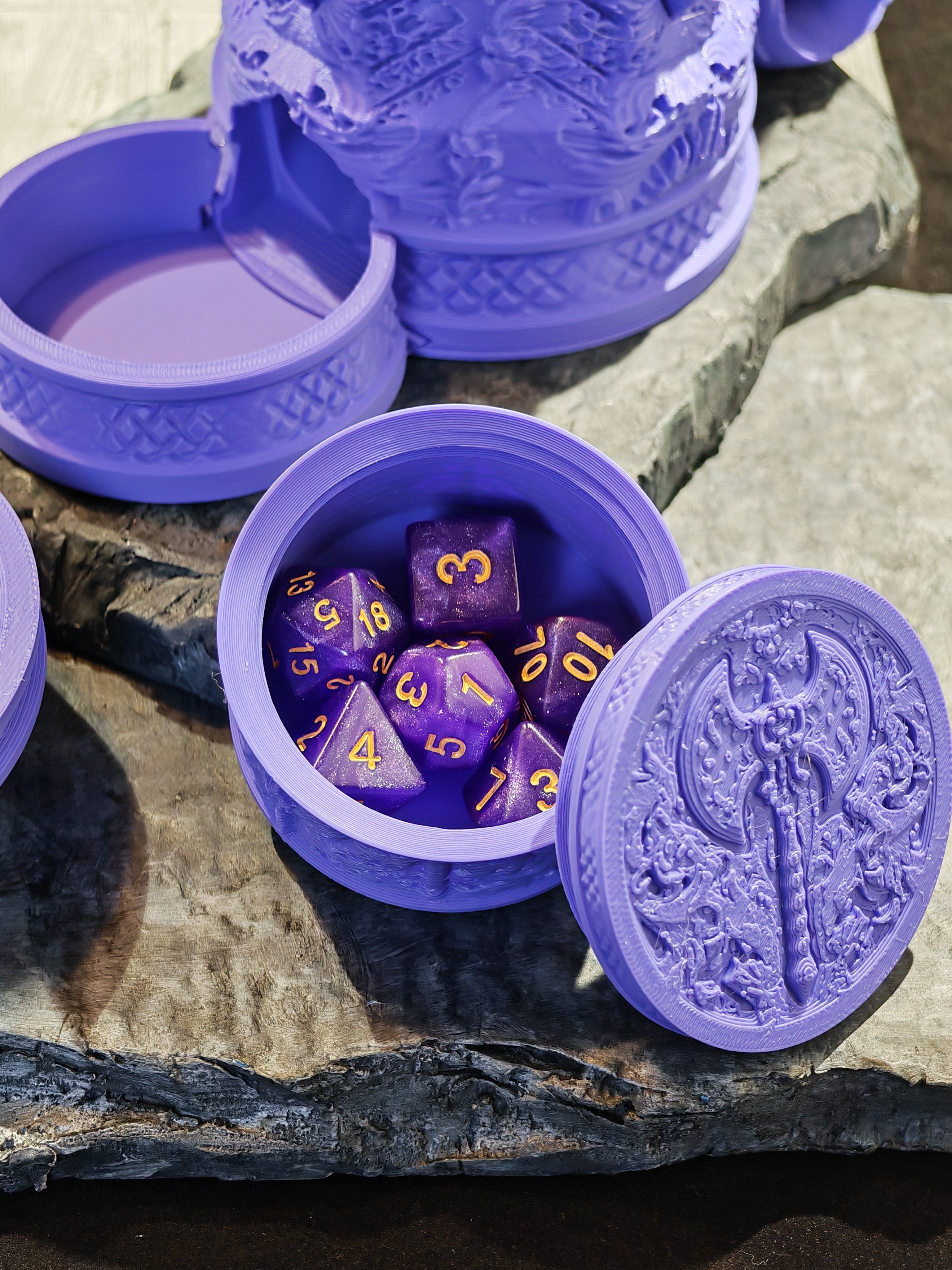 Barbarian Tankard, Dice tower, Tankard and storage