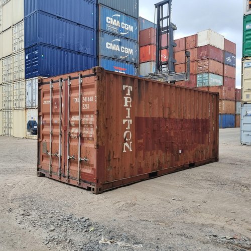 20ft GP Standard Used Container (Cargo worthy) with Whirly Bird and Vents