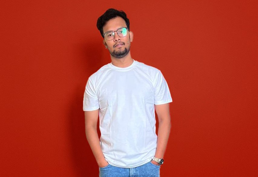 Classic White T-shirt