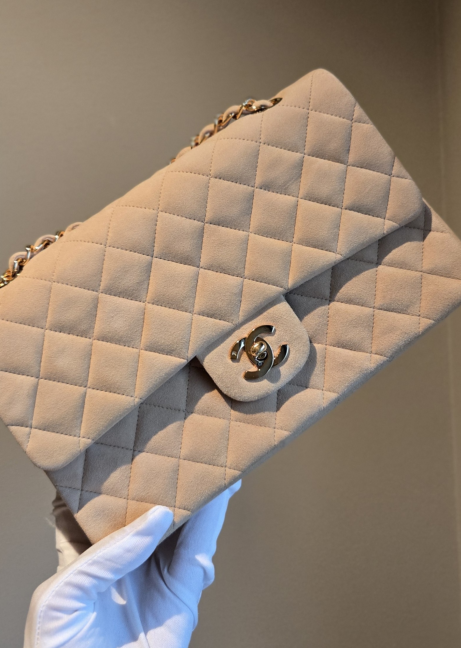 CHANEL 