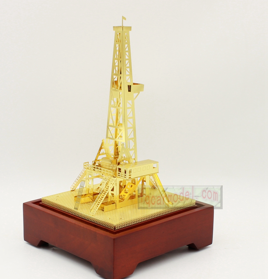 NEW Oilfield Oil Well Derrick Drill Rig Gold color Model Commemorative Edition 