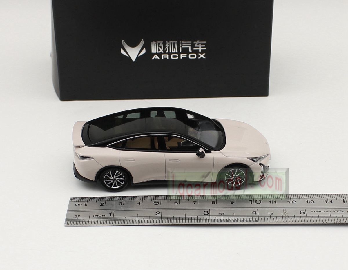 1/43 Scale ARCFOX S5 DIECAST Car model 