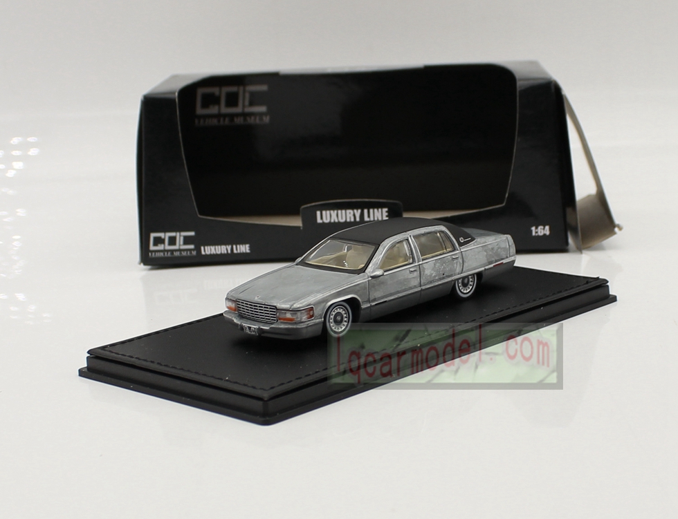 1/ 64 GOC 1993 Cadillac Fleetwood Brougham Car model varnish version