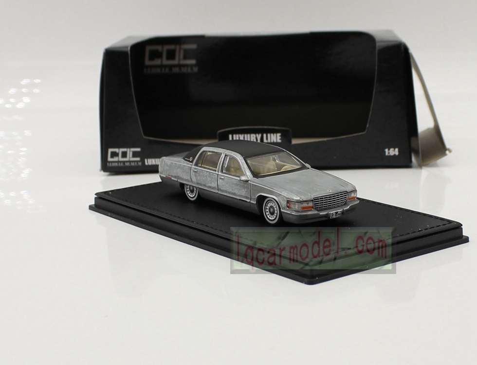 1/ 64 GOC 1993 Cadillac Fleetwood Brougham Car model varnish version 
