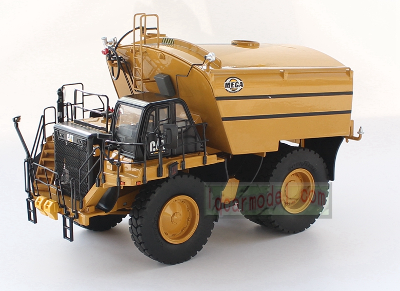 1/48 CCM Cat 777G Water Truck with MEGA MTT20 Caterpillar Diecast