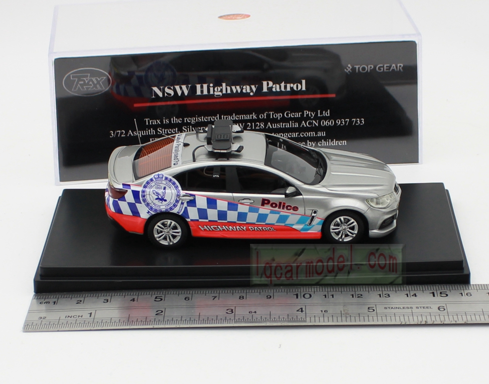 1/43 TRAX Holden NSW Highway Patrol Police RESIN Model TRR14 Silver / small flaw