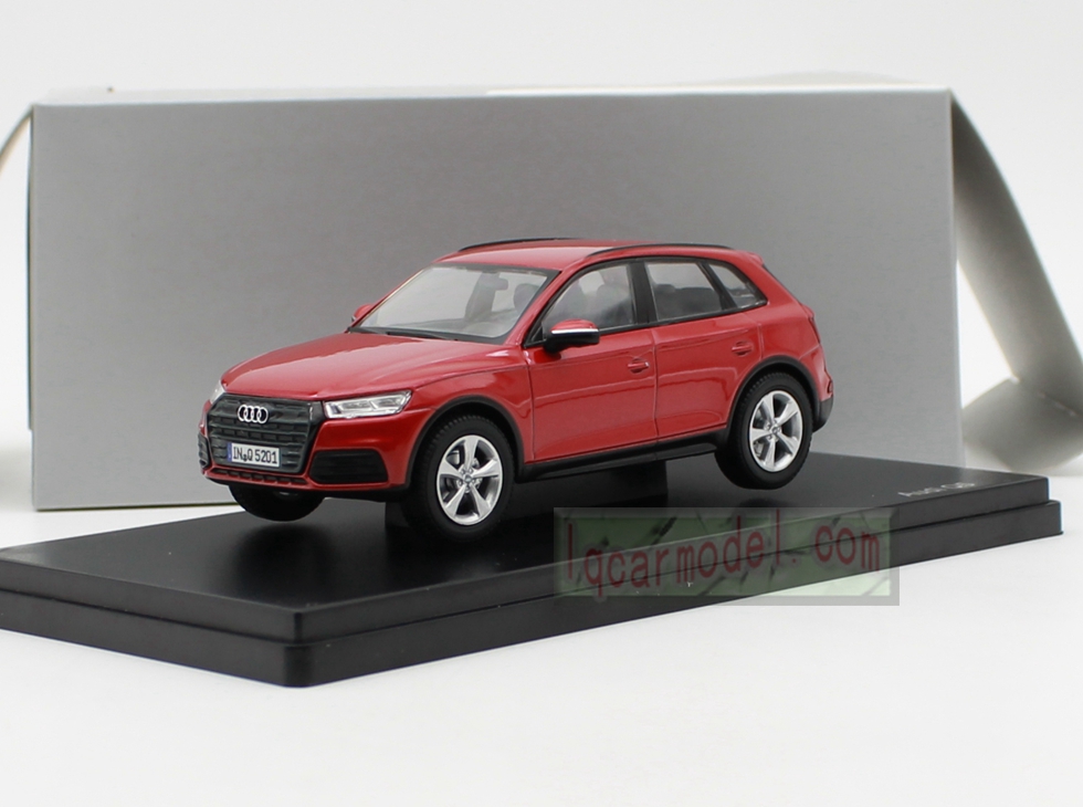 1/43 Scale AUDI Q5 SUV Diecast Car model Red