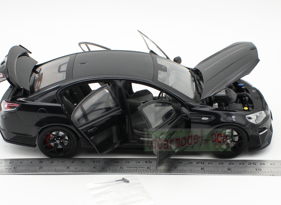 1/18 BIANTE Holden HSV GTSR W1 PHANTOM B182817E Car model Diecast Black