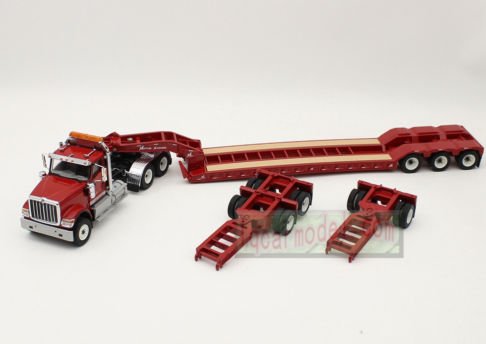 1/50 Diecast Masters DM 71016 INTERNATIONAL HX520 TANDEM TRACTOR XL 120 LOW PROFILE HDG TRAILER