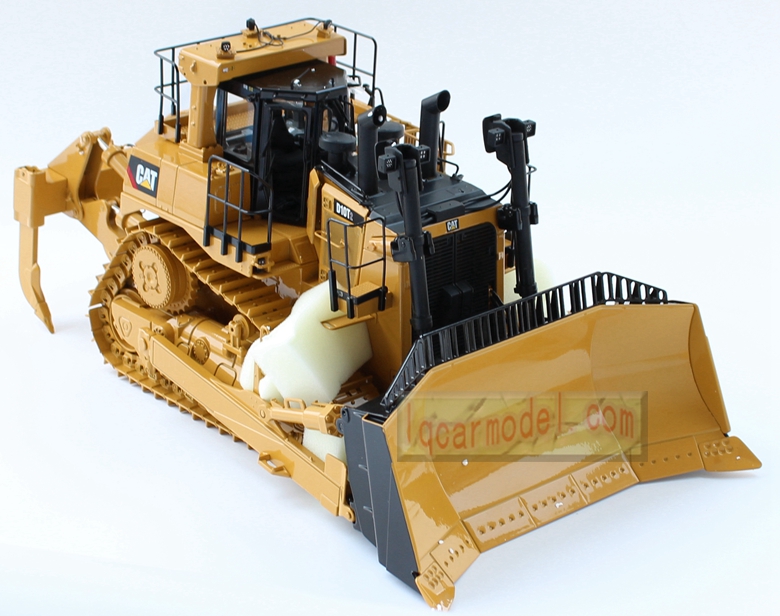 1/24 Scale CCM Caterpillar CAT D10T2 DOZER WITH RIPPER PRECISION DIE-CAST