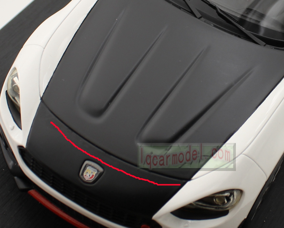1/18 Scale Top Speed Fiat Abarth 124 Spider Turini 1975 White TS0077 Car model 