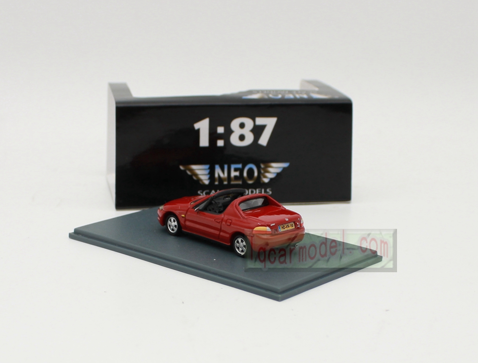 1/87 NEO HO Scale Resin car Model HONDA CRX Red color 