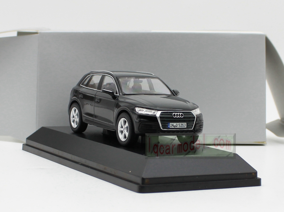 1/43 Scale AUDI Q5 SUV Diecast Car model Black 