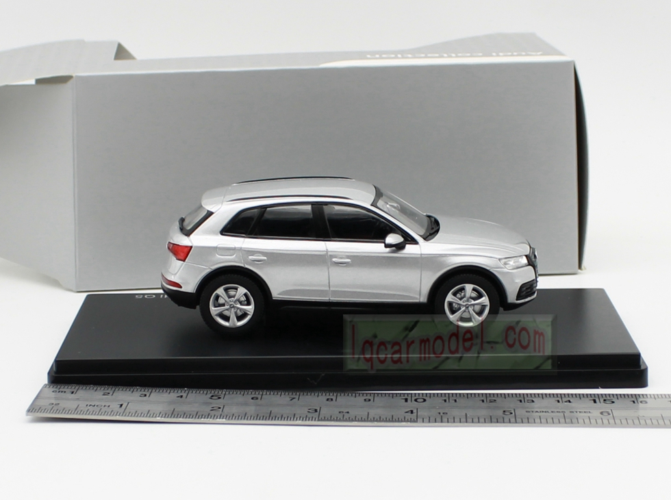 1/43 Scale AUDI Q5 SUV Diecast Car model Silver 
