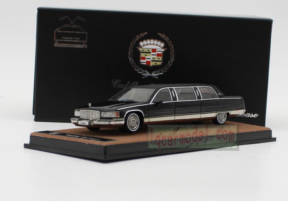 1/64 XG Cadillac Fleetwood Sedan Limousine Classic Model Diecast Metal Car Black