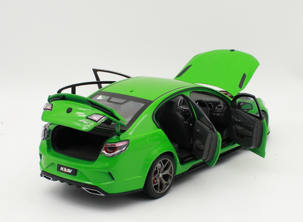 1/18 BIANTE Holden HSV GTSR HERON Car Model Diecast Green color