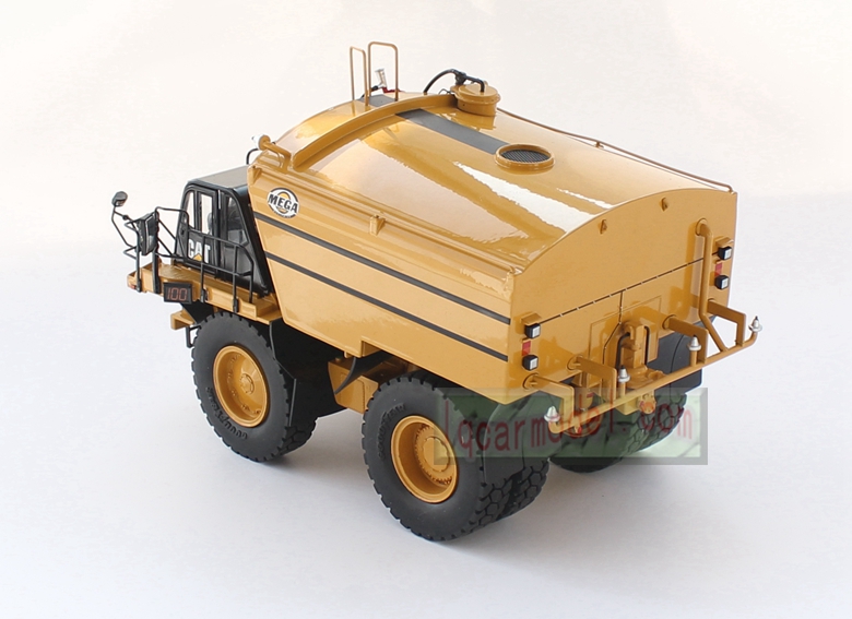 1/48 CCM Cat 777G Water Truck with MEGA MTT20 Caterpillar Diecast