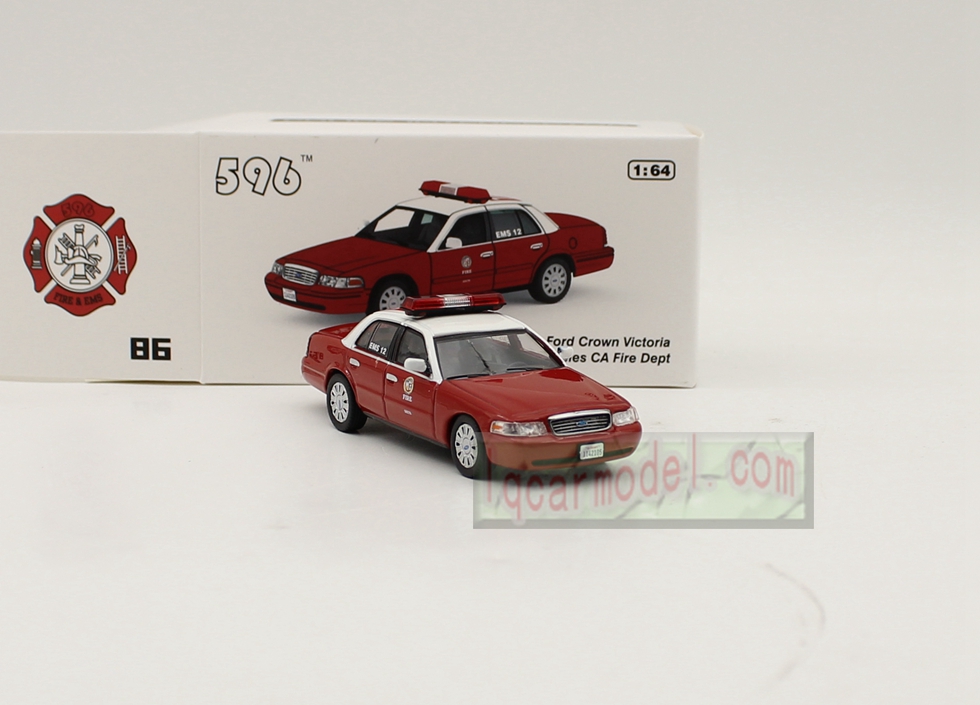 1/ 64 Scale FORD CROWN VICTORIA LOS ANGELES CA FIRE DEPT Car model Diecast