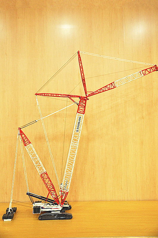 1/50 Scale zoomlion QAY650T Crane Metal diecast Model