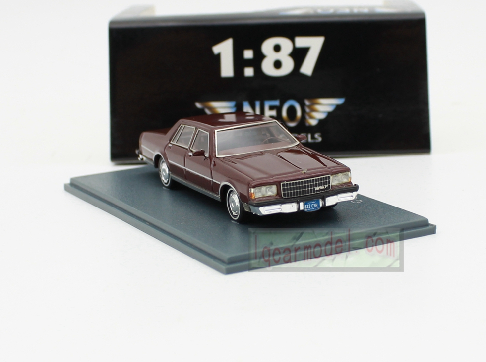 1/87 NEO HO Scale Resin Model Chevrolet Caprice Classic Red