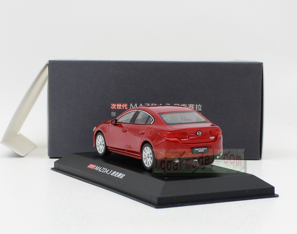 1/43 Scale 2020 MAZDA 3 AXELA sedan Diecast Car Model Red color