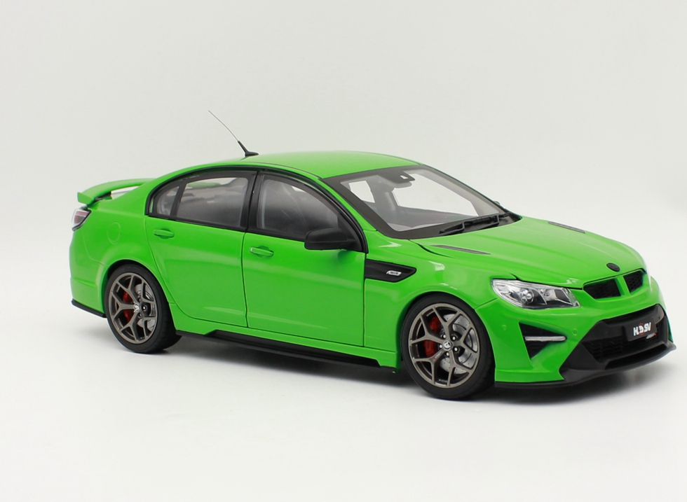 1/18 BIANTE Holden HSV GTSR HERON Car Model Diecast Green color