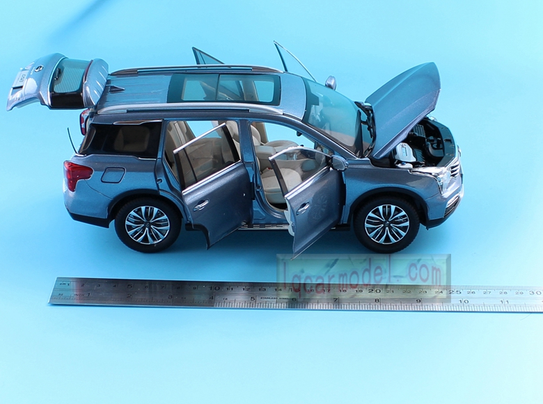 1/18 Scale GAC Trumpchi GS8 SUV Diecast Model