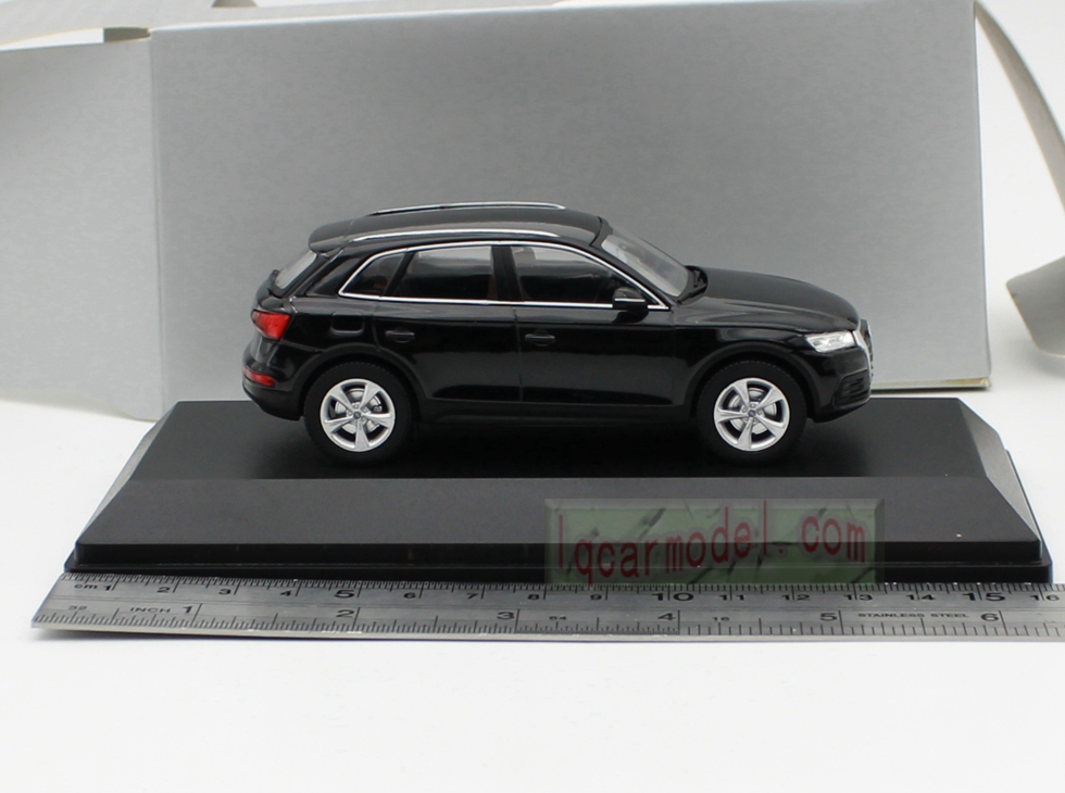 1/43 Scale AUDI Q5 SUV Diecast Car model Black 