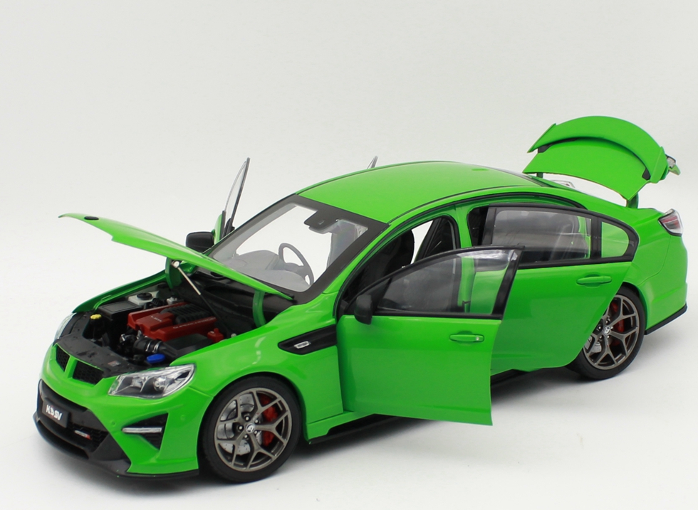 1/18 BIANTE Holden HSV GTSR HERON Car Model Diecast Green color