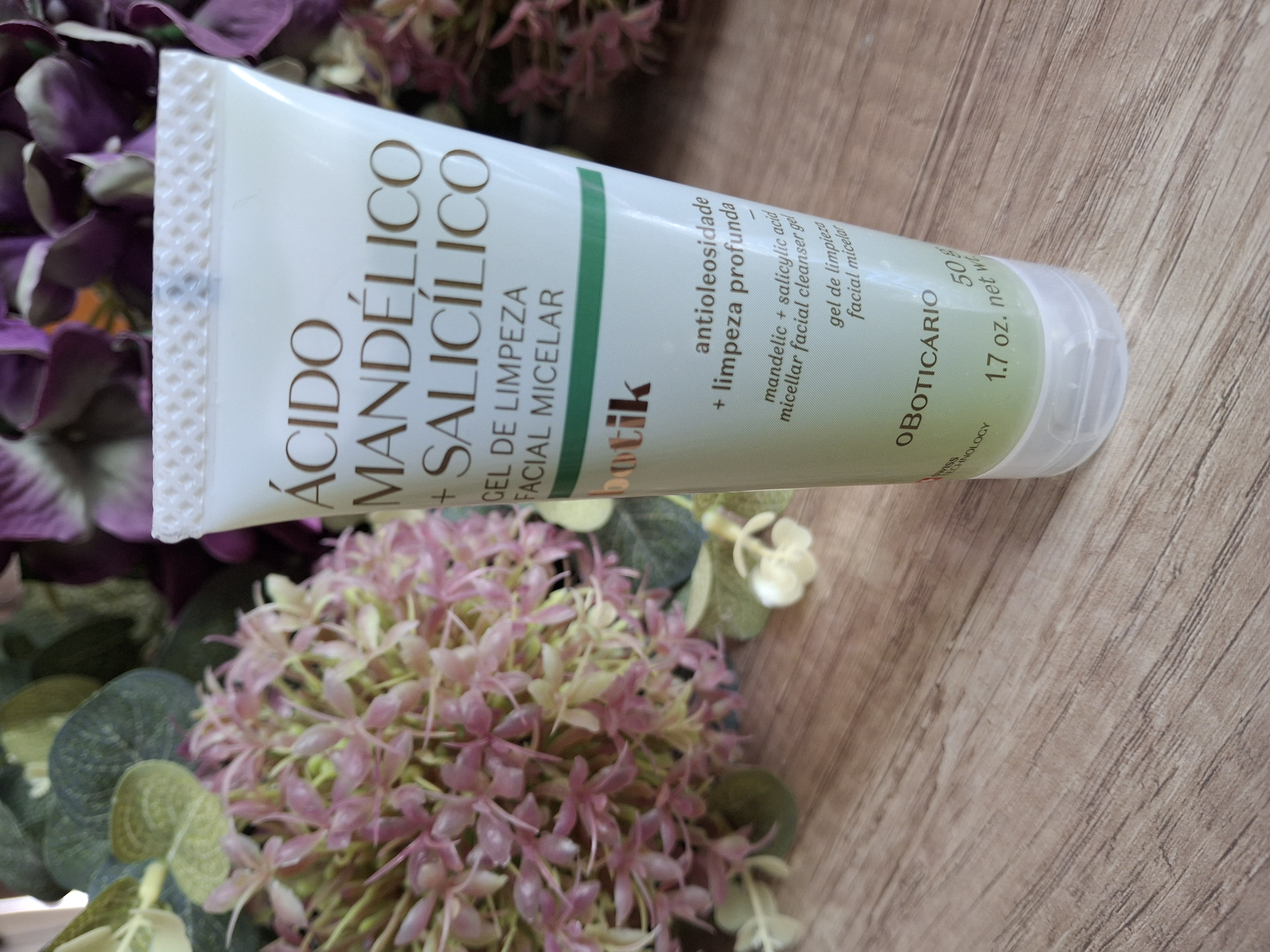 Gel de Limpeza Facial Ácido Mandélico e Salicílico