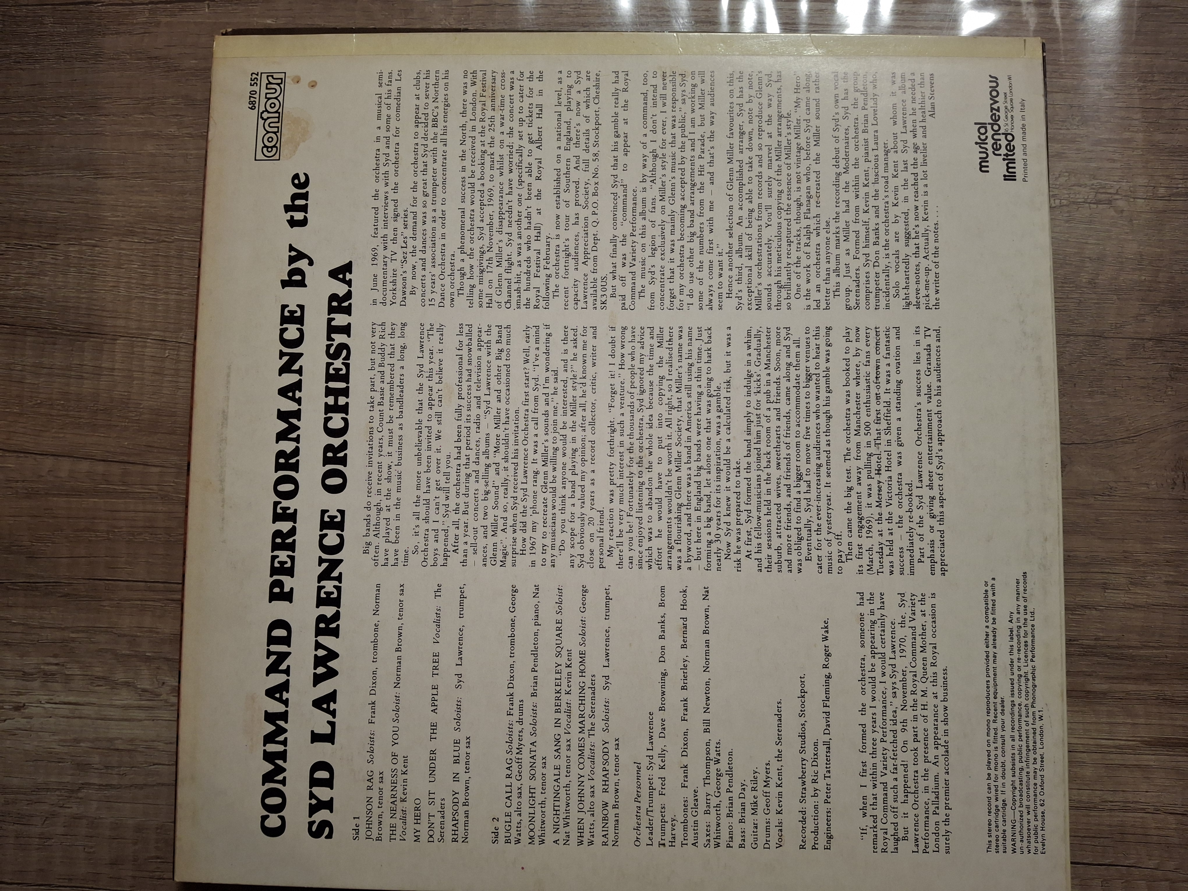 Comic and Performance: More Music in the Glenn Miller Style - Syd Lawrence Orchestra