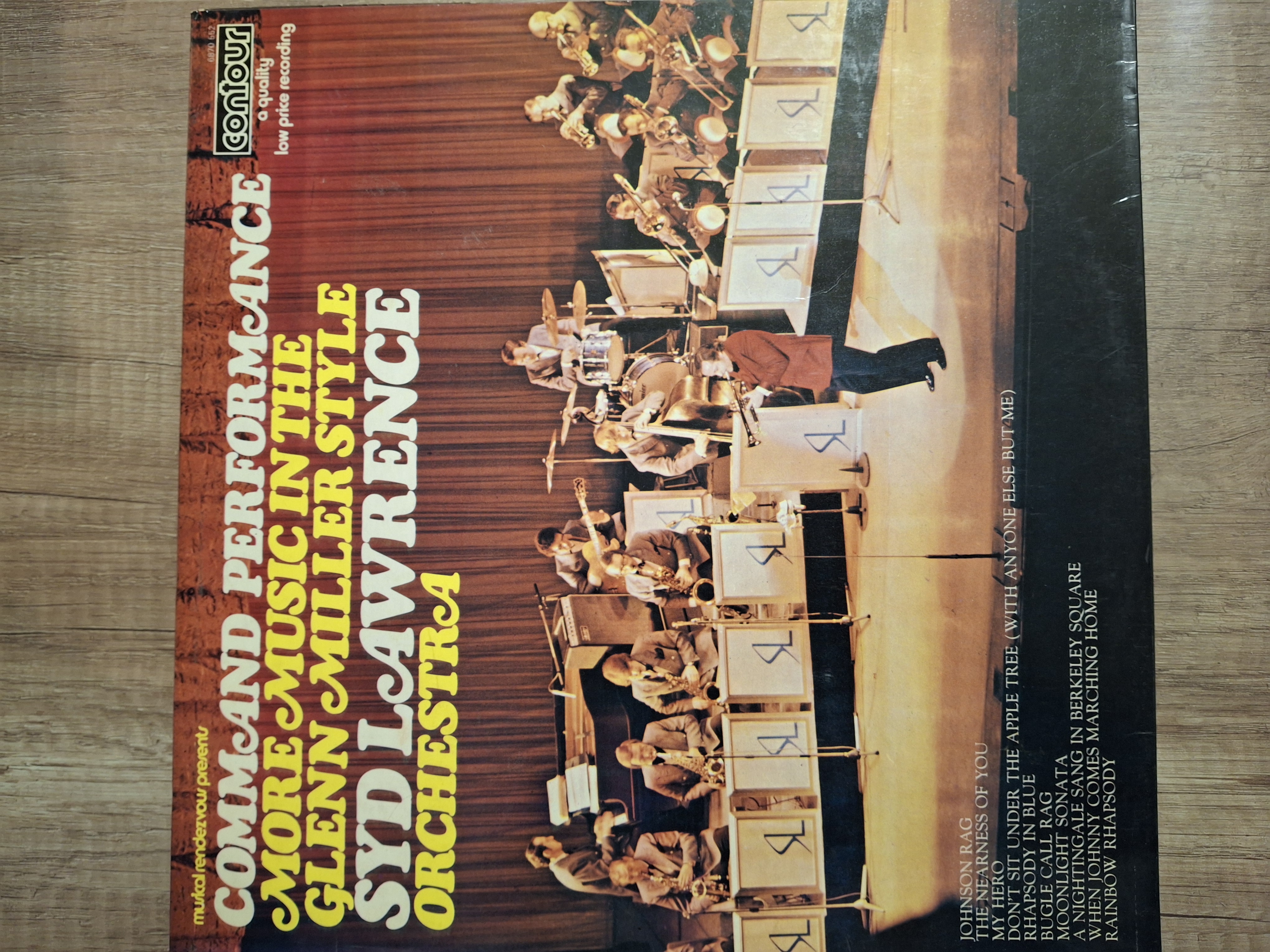 Comic and Performance: More Music in the Glenn Miller Style - Syd Lawrence Orchestra