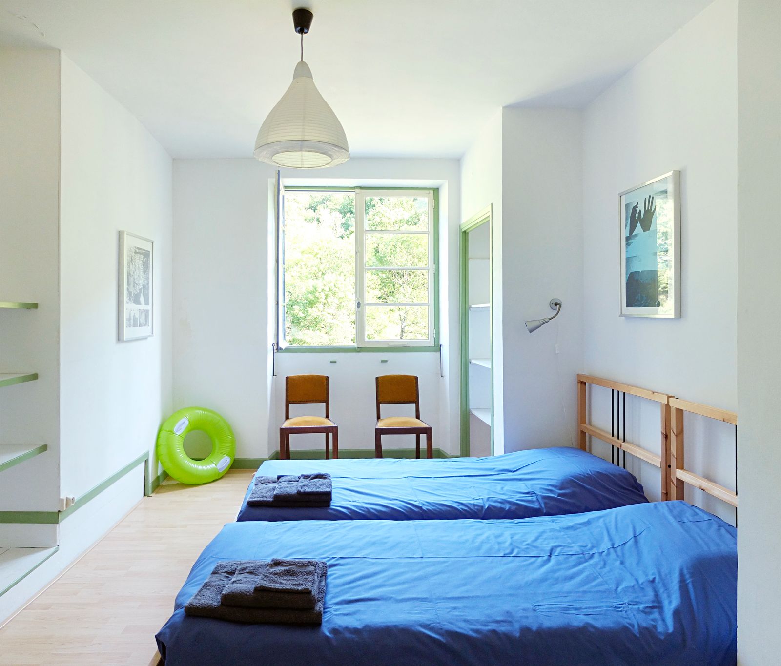3 bedroom (Up to 6 people)