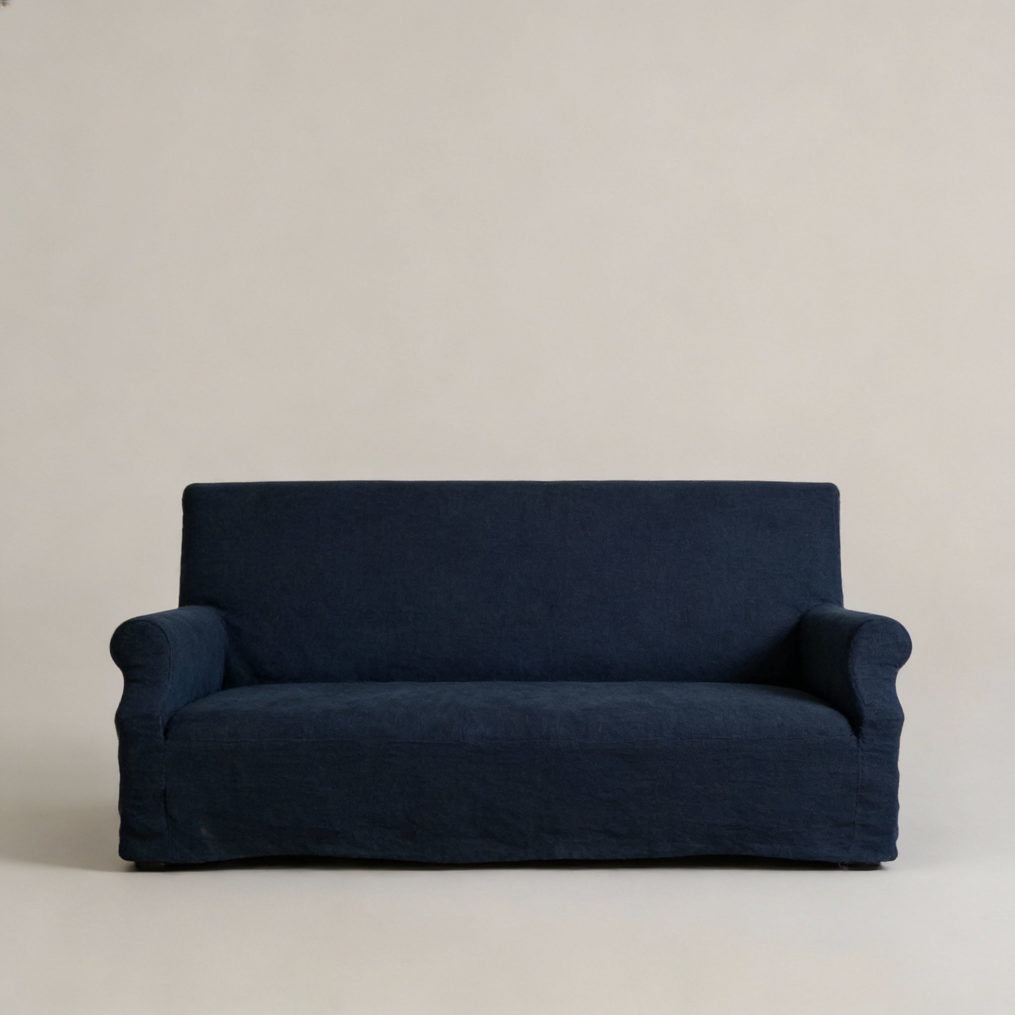 JS091 QUEEN SOFA with Wheels