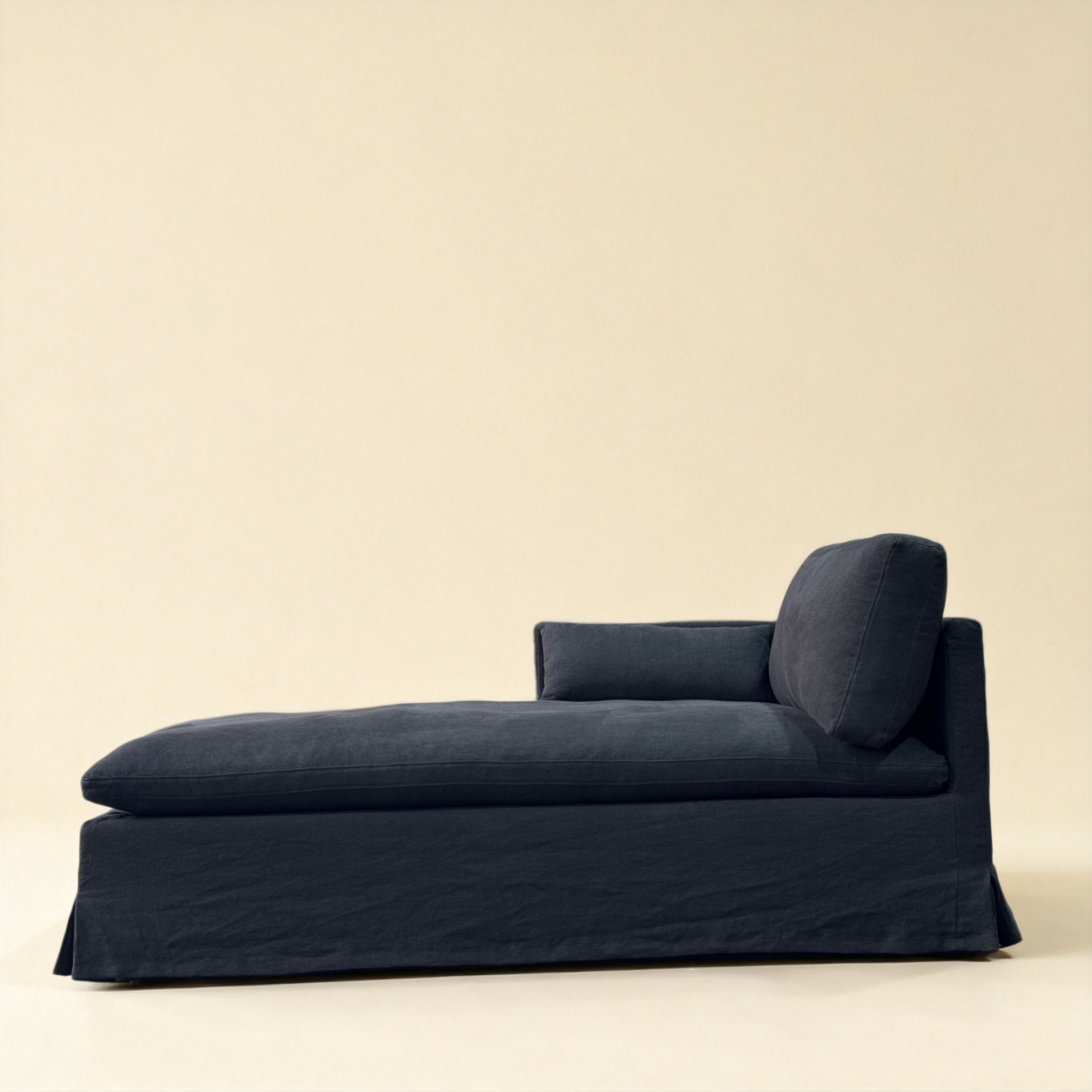 Veles Daybed
