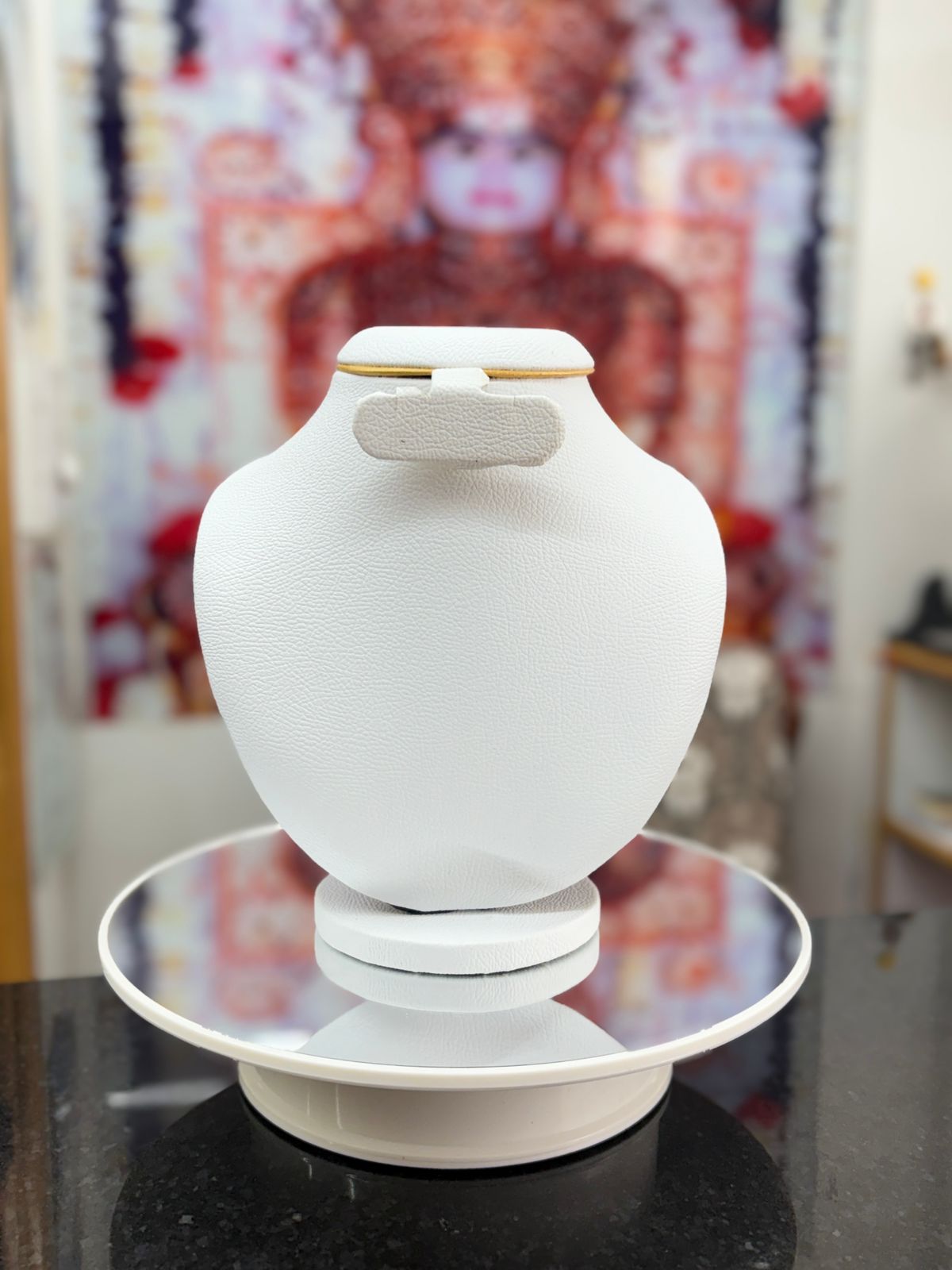 White Jewelry Display Stand 