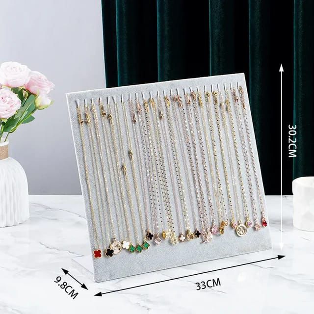 Large L-shaped black necklace plate 