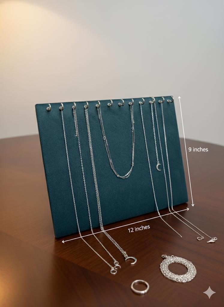 Elegant necklace display stand 