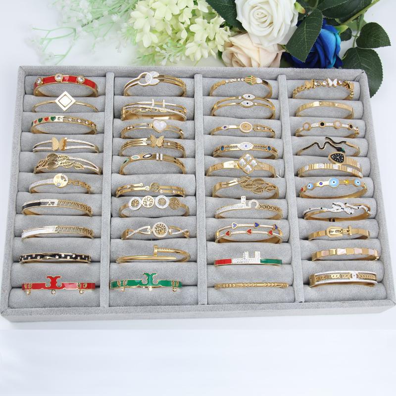 44 Kada Ring Velvet Jewellery display 