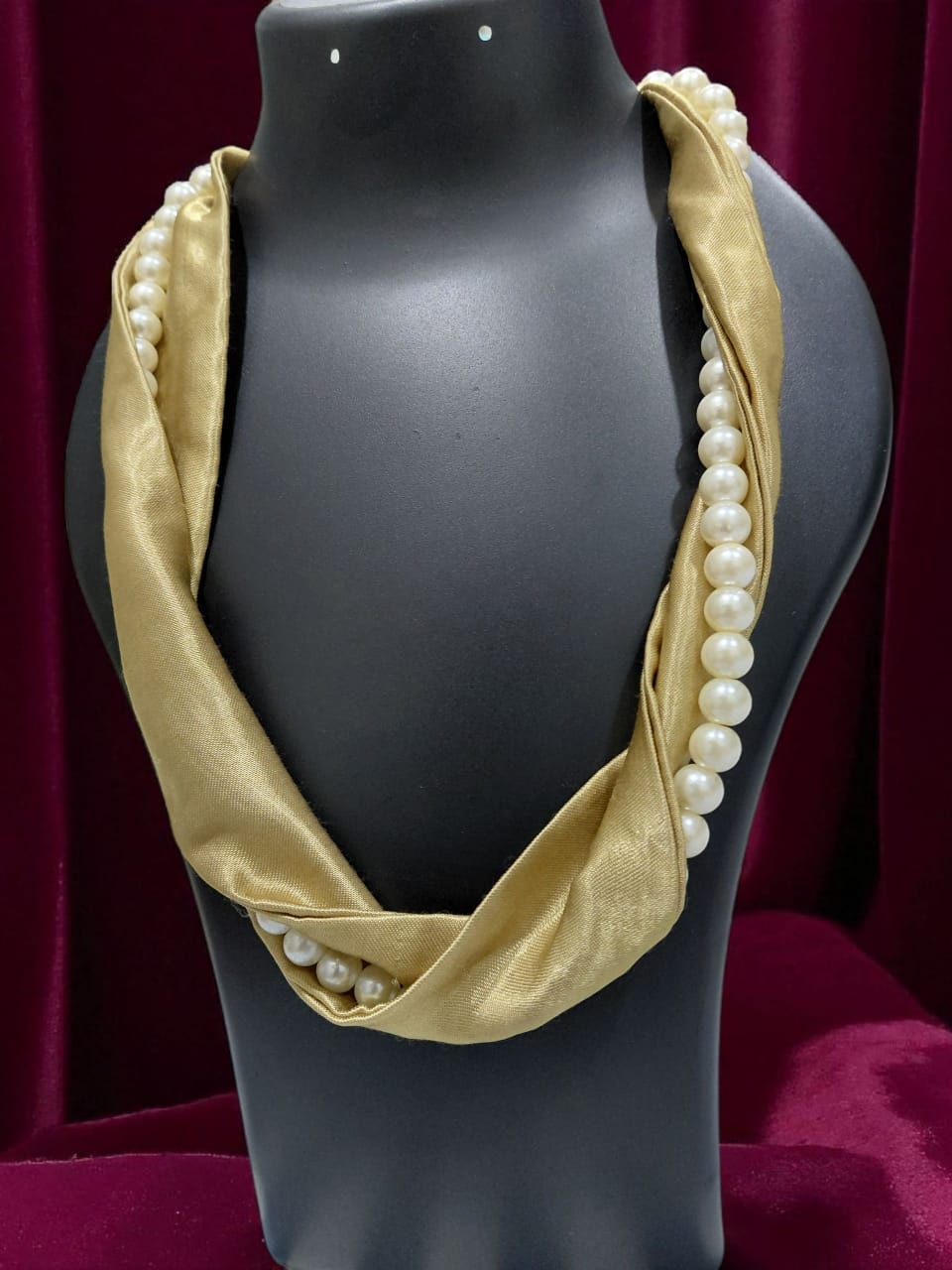 Elegant Pearl and Satin Necklace