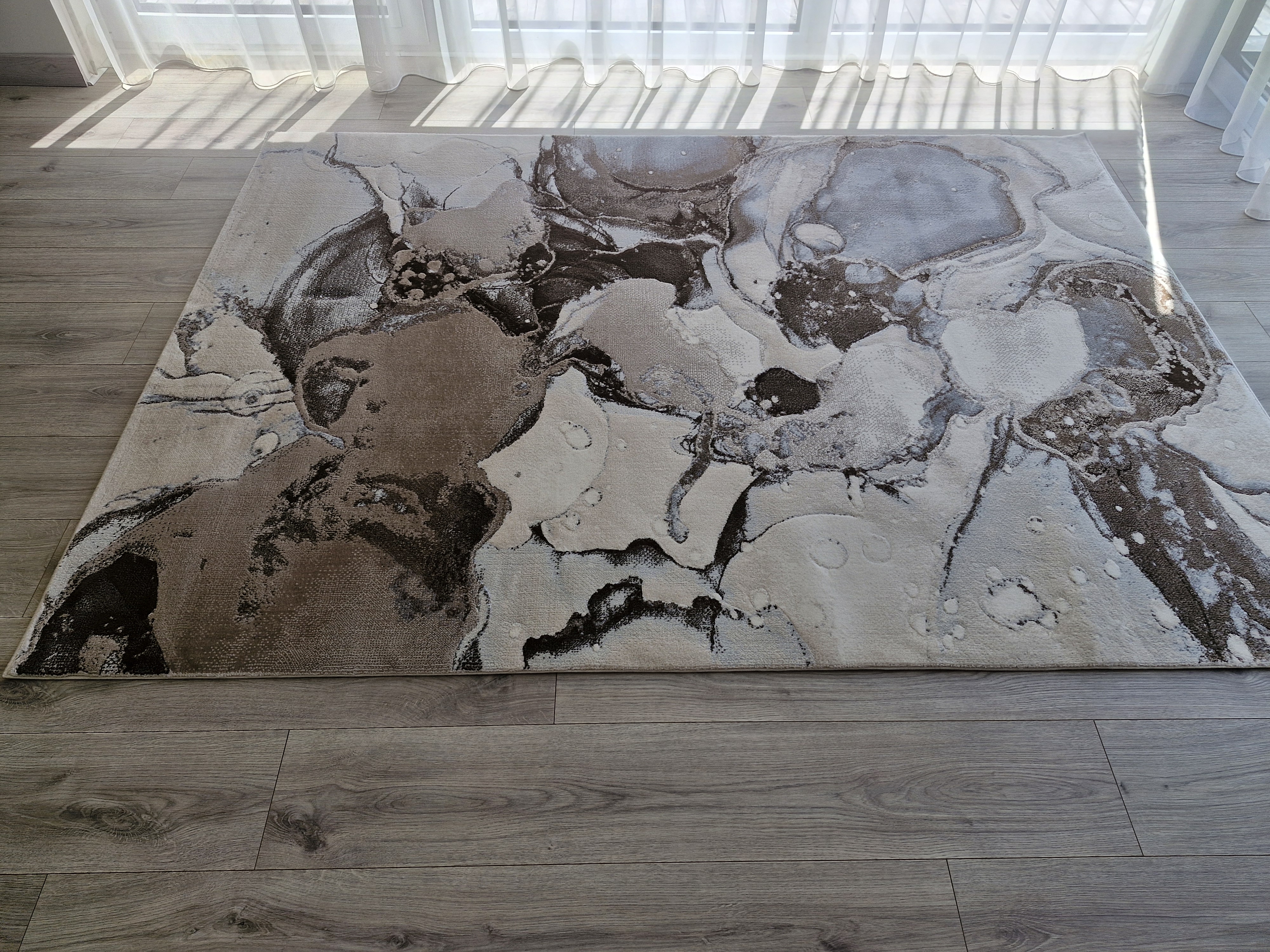 Kilimas "Išsiliejusi paletė"