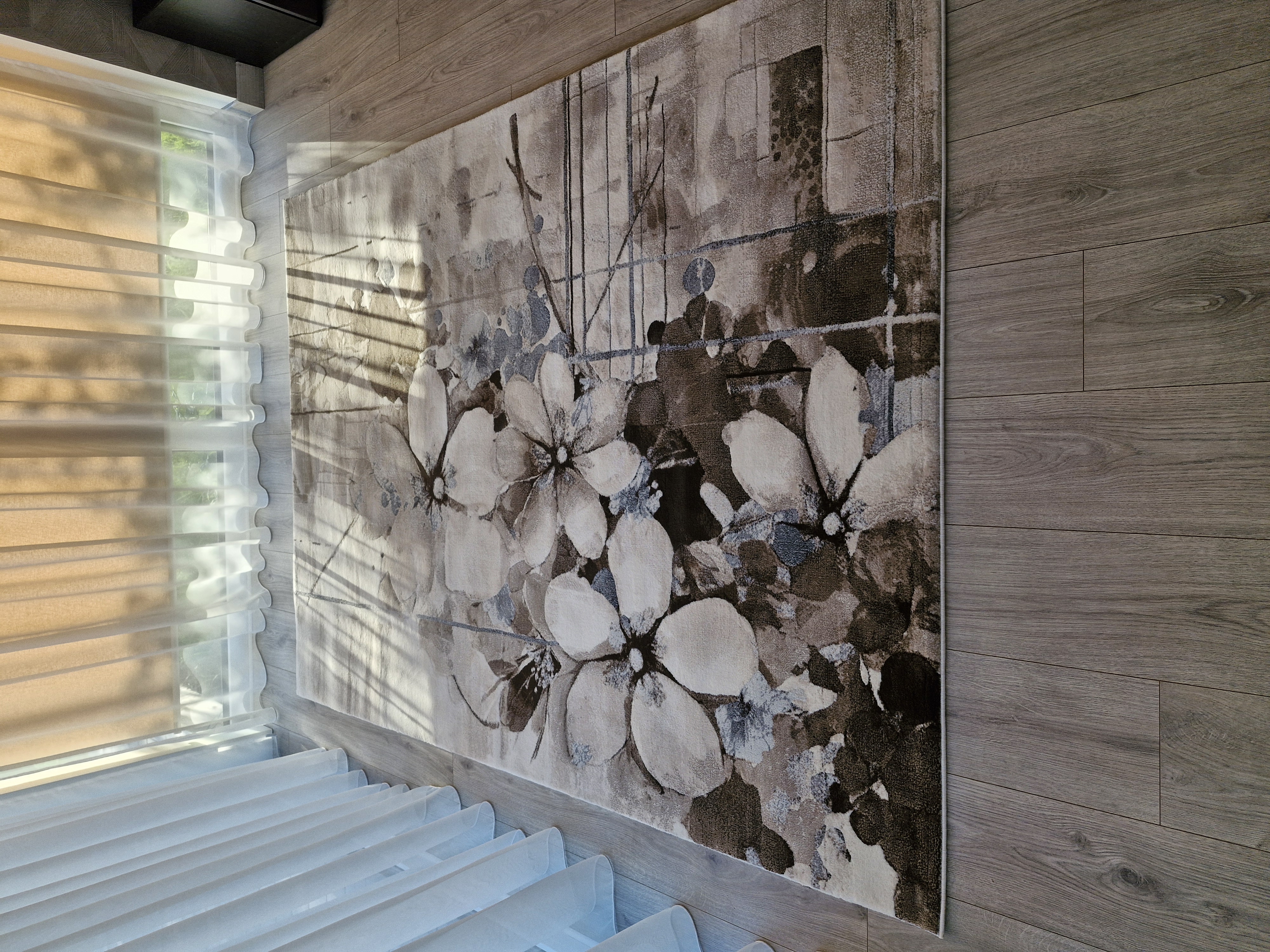 Kilimas "Gėlėtas gražuolis"