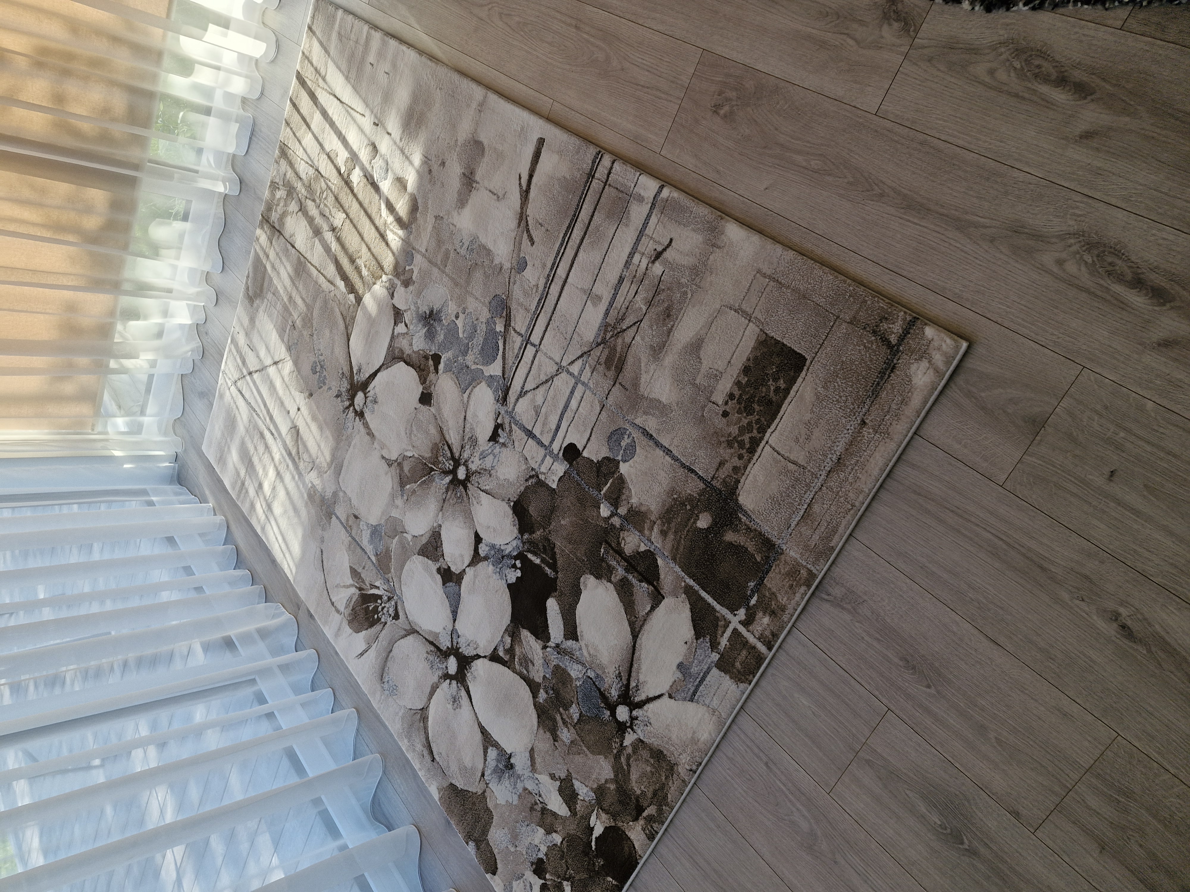 Kilimas "Gėlėtas gražuolis"