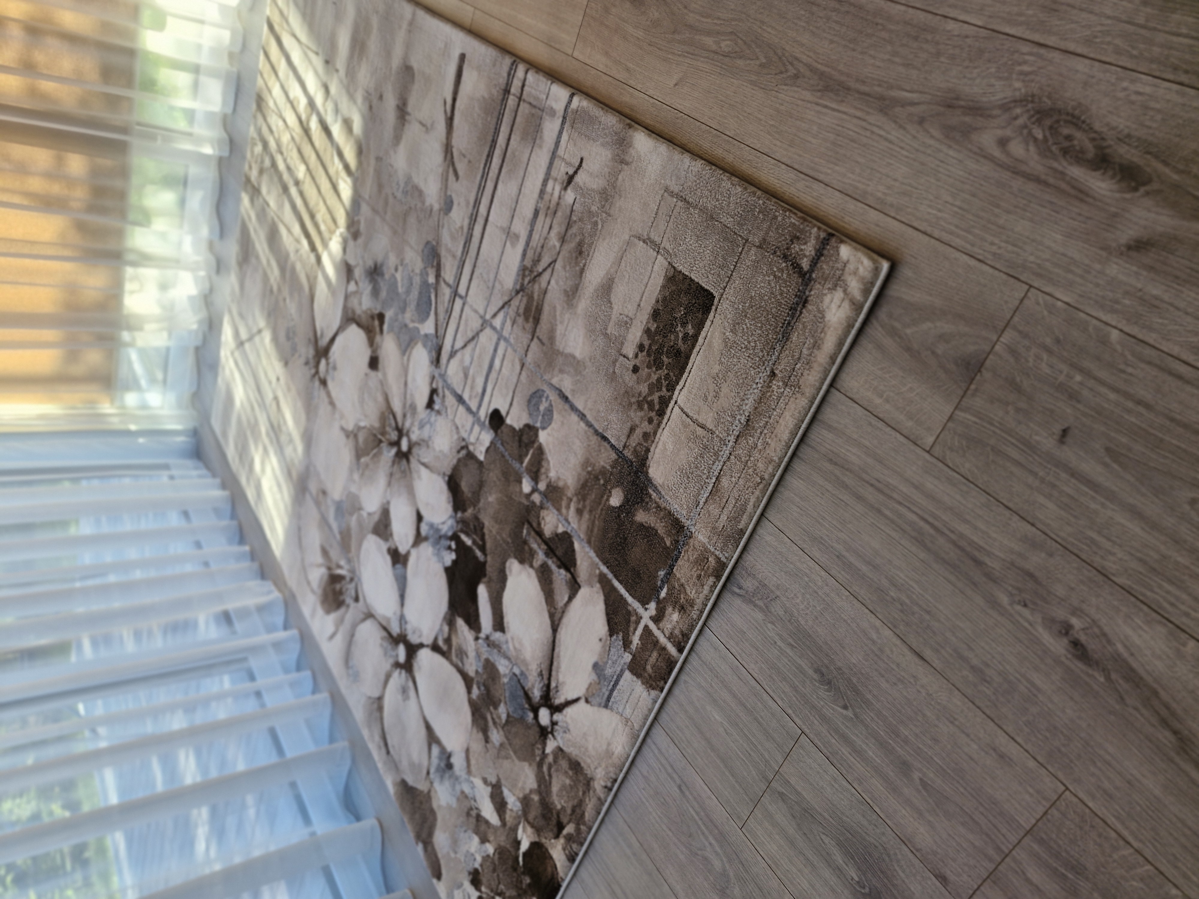 Kilimas "Gėlėtas gražuolis"