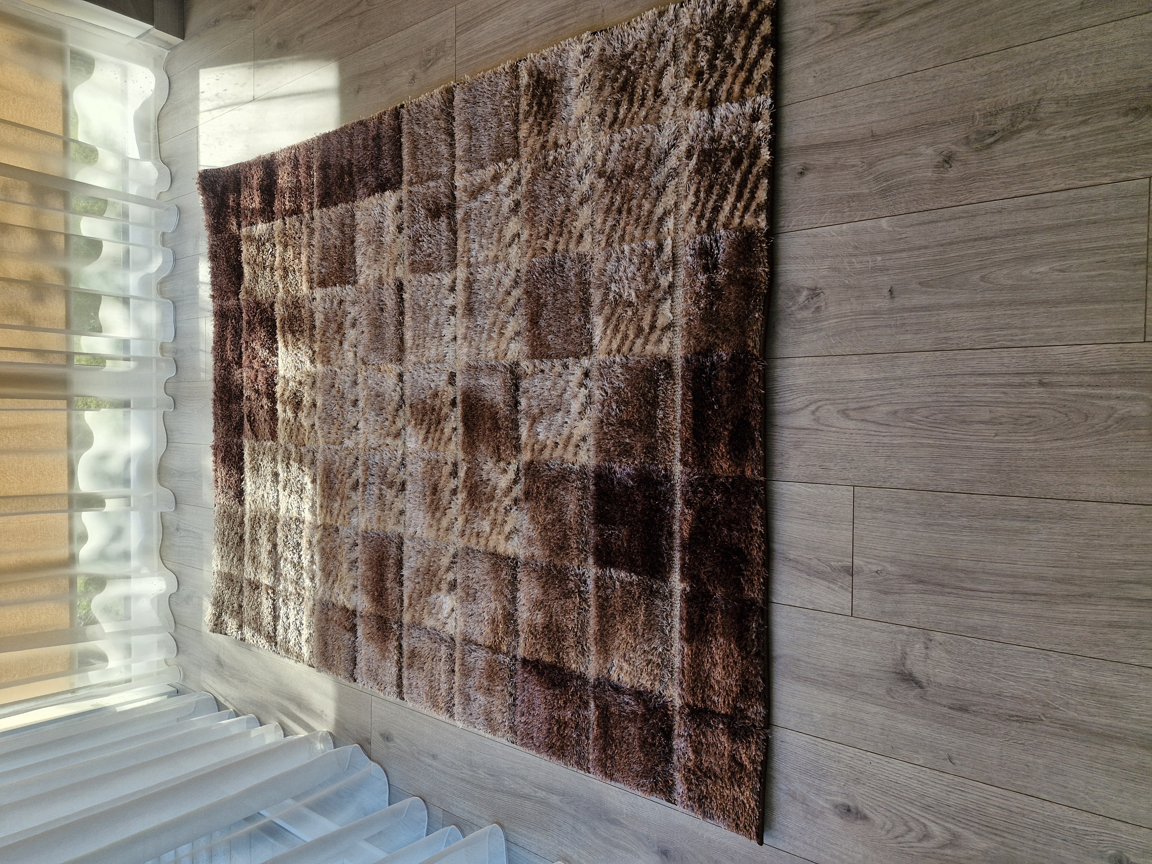 Kilimas "Pūkuotas kvadratas"