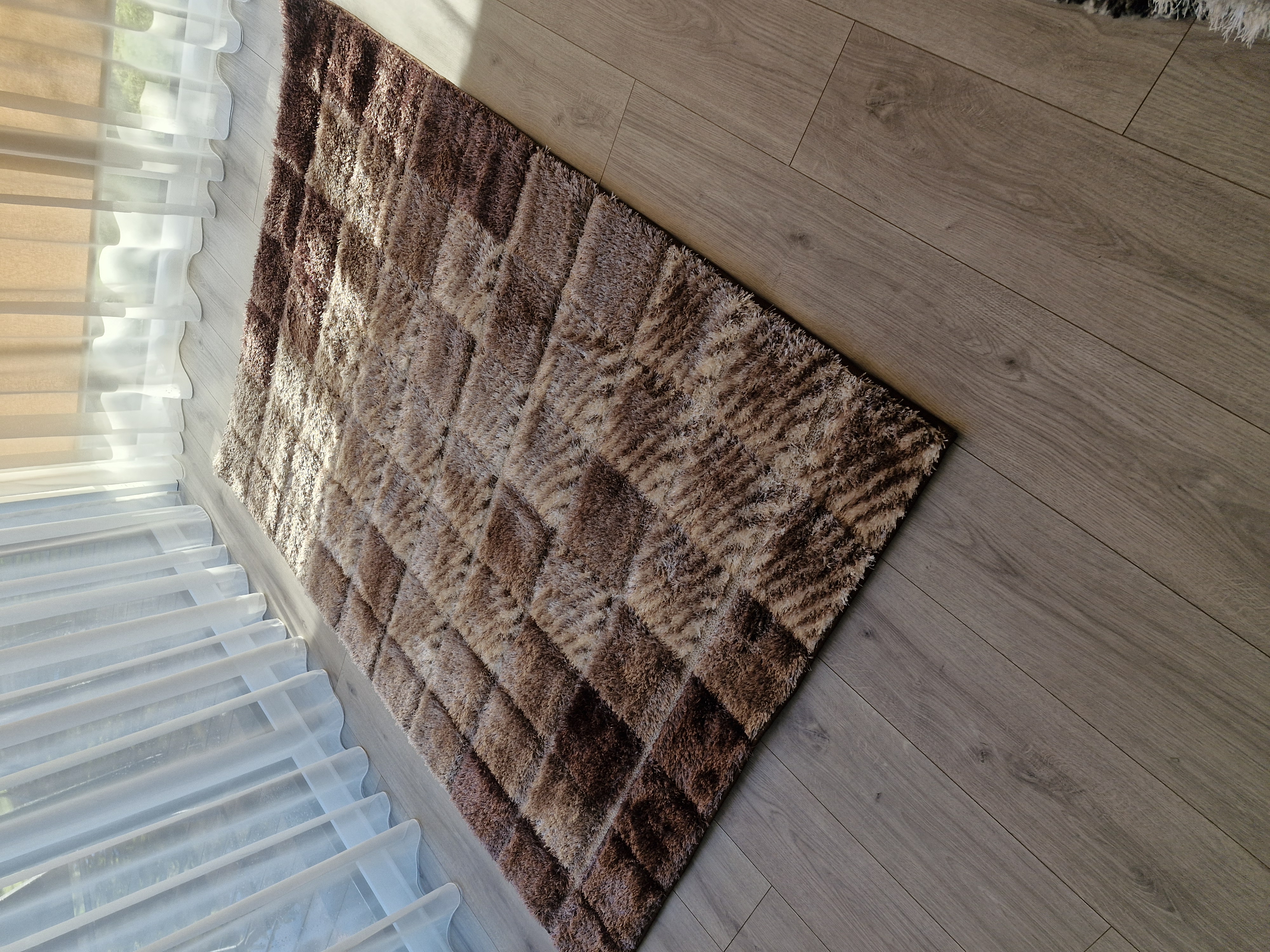 Kilimas "Pūkuotas kvadratas"