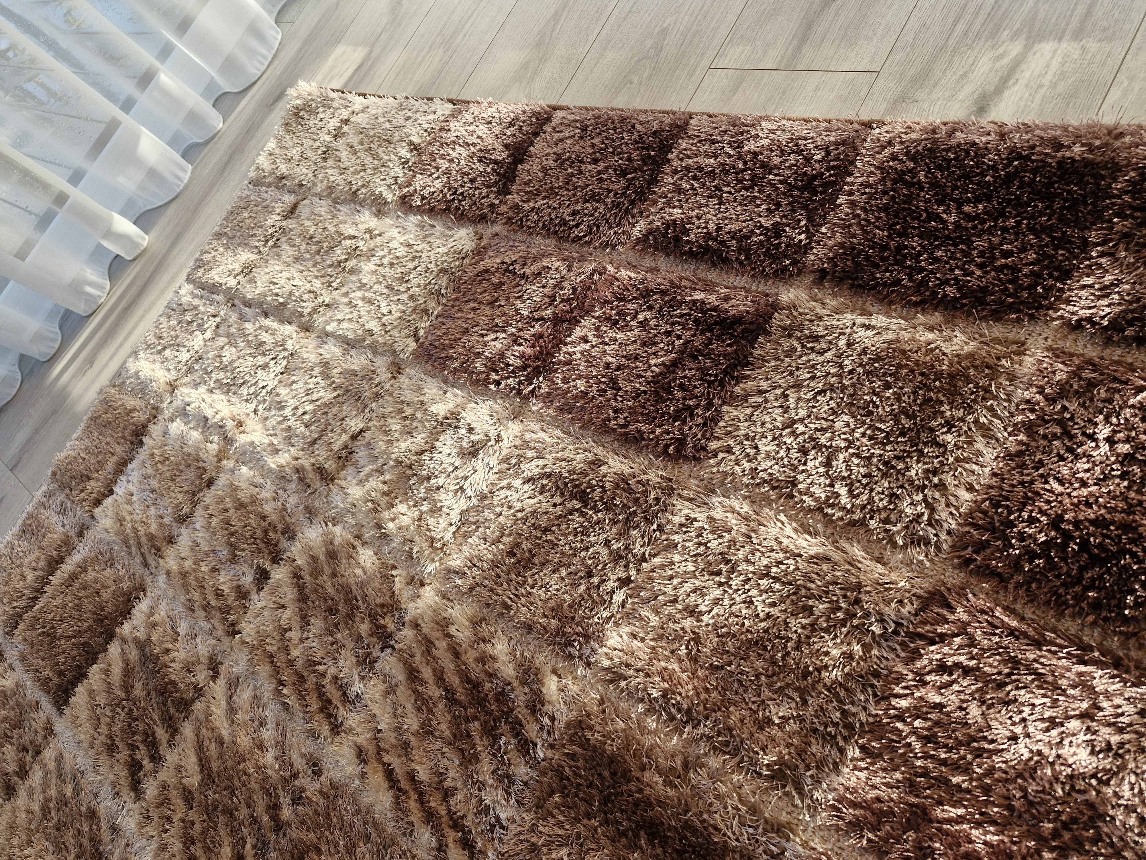 Kilimas "Pūkuotas kvadratas"