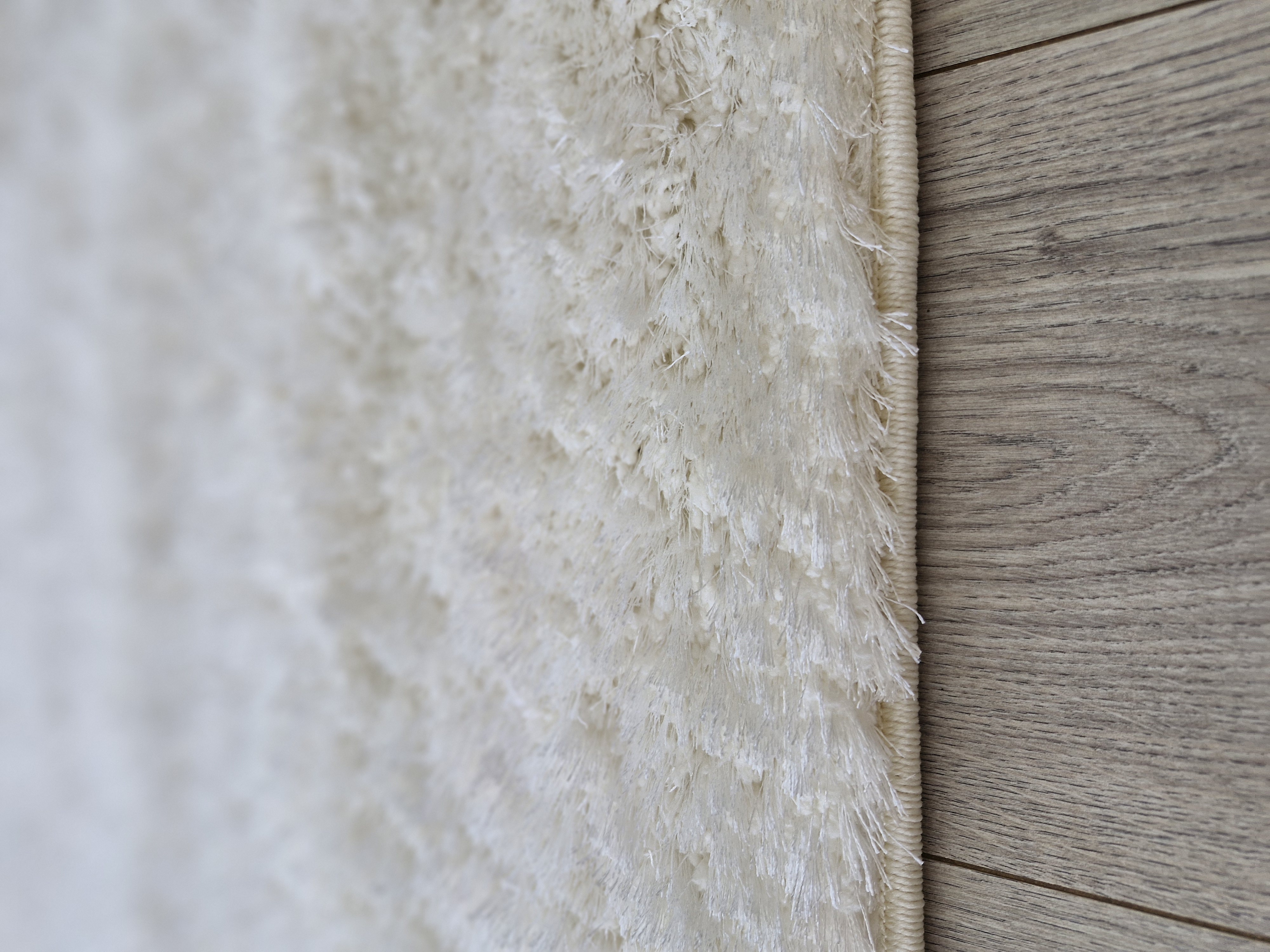 Kilimas "Lyg iš pieno plaukęs"