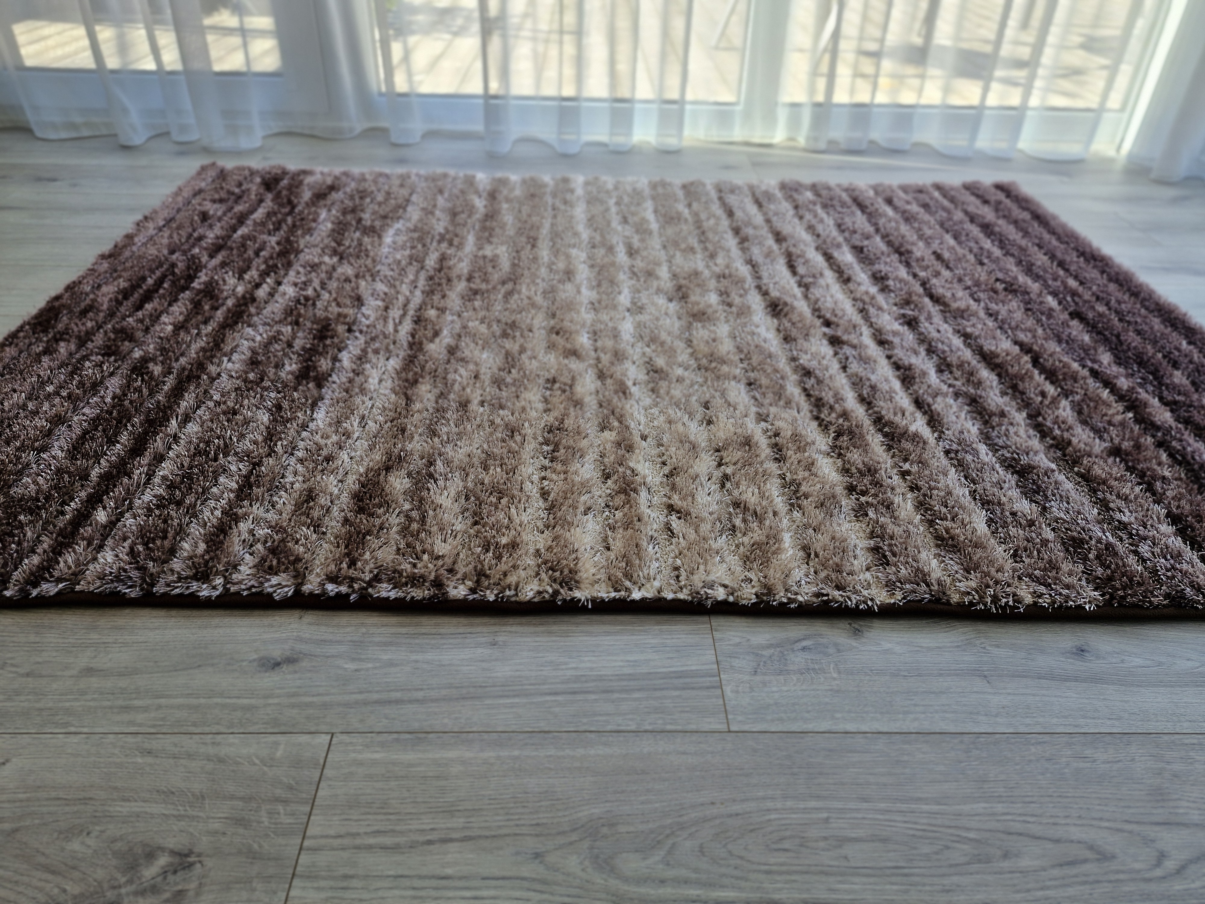 Kilimas "Pūkuotukas iš linijų"